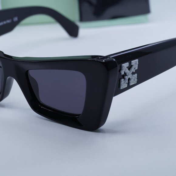 Final Price! Off-White OERI027 ACCRA 1007 Sunglasses main image 5